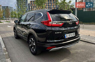 Внедорожник / Кроссовер Honda CR-V 2018 в 