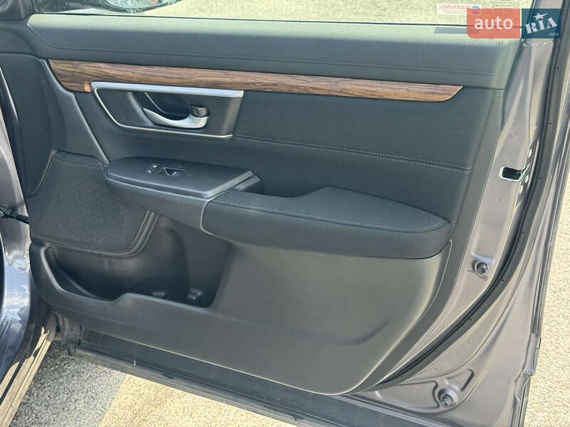 Внедорожник / Кроссовер Honda CR-V 2021 в Львове