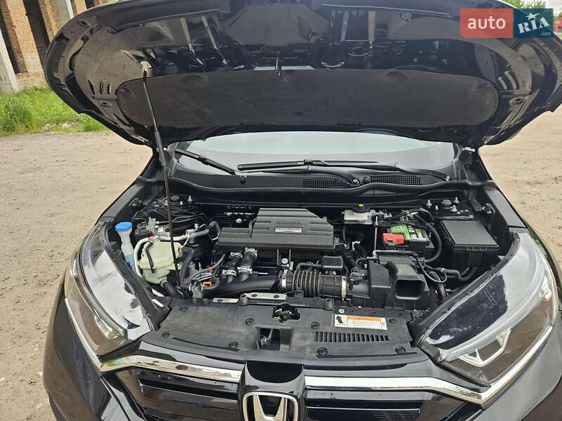 Позашляховик / Кросовер Honda CR-V 2020 в Тернополі