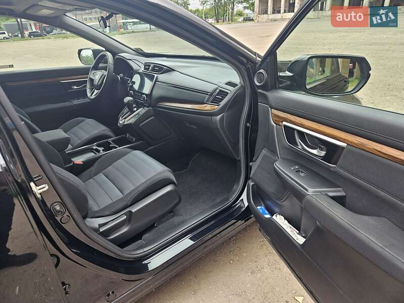 Позашляховик / Кросовер Honda CR-V 2020 в Тернополі