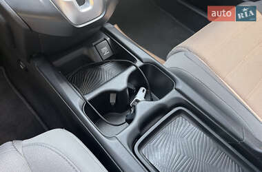 Внедорожник / Кроссовер Honda CR-V 2017 в 