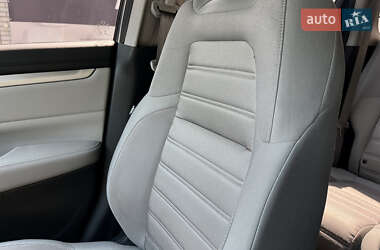 Внедорожник / Кроссовер Honda CR-V 2017 в 