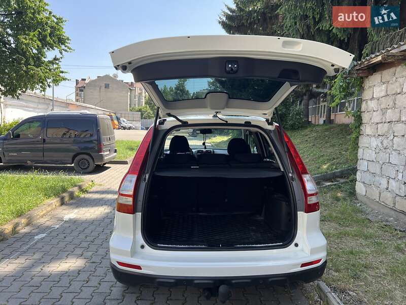 Внедорожник / Кроссовер Honda CR-V 2010 в Черновцах