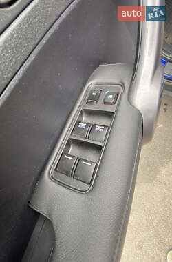 Внедорожник / Кроссовер Honda CR-V 2009 в 