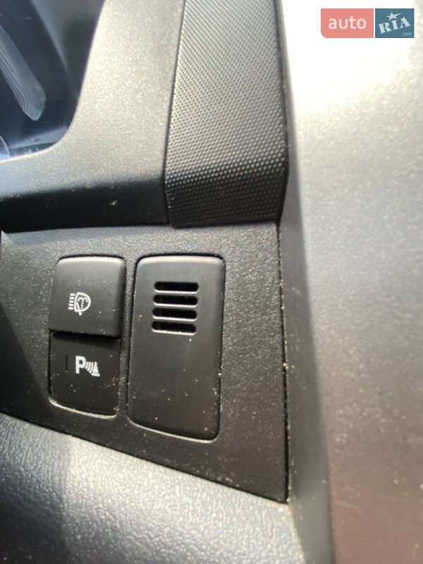 Позашляховик / Кросовер Honda CR-V 2009 в Києві