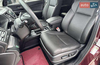Внедорожник / Кроссовер Honda CR-V 2015 в 