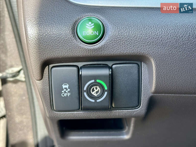Позашляховик / Кросовер Honda CR-V 2012 в Києві