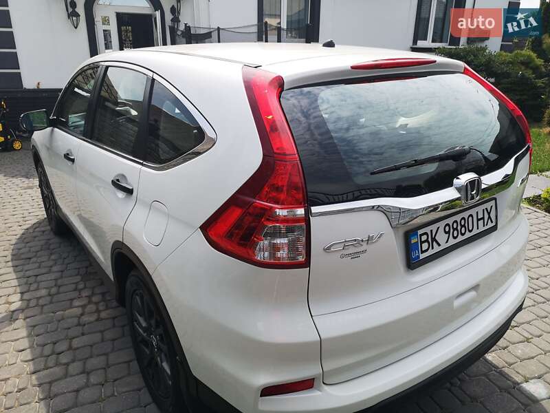 Внедорожник / Кроссовер Honda CR-V 2016 в Ровно