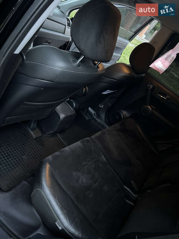 Внедорожник / Кроссовер Honda CR-V 2011 в Краснограде