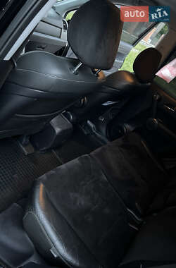 Внедорожник / Кроссовер Honda CR-V 2011 в 
