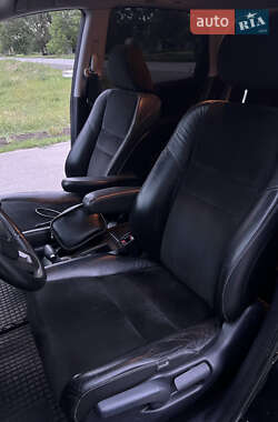 Внедорожник / Кроссовер Honda CR-V 2011 в 