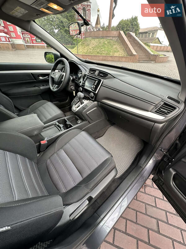 Внедорожник / Кроссовер Honda CR-V 2017 в Днепре