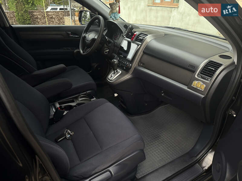 Позашляховик / Кросовер Honda CR-V 2010 в Чернівцях