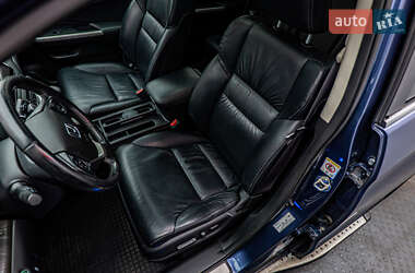 Внедорожник / Кроссовер Honda CR-V 2014 в 