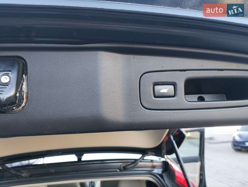 Позашляховик / Кросовер Honda CR-V 2014 в Тернополі