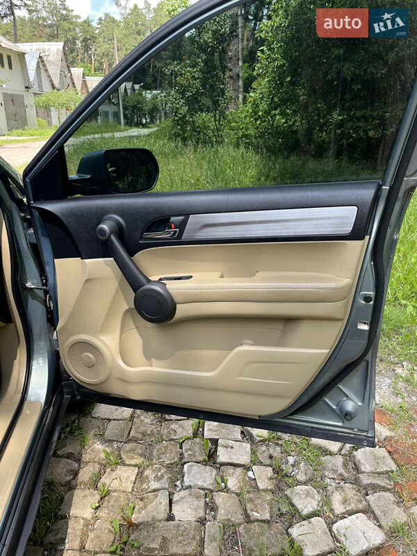 Позашляховик / Кросовер Honda CR-V 2010 в Житомирі