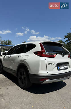 Позашляховик / Кросовер Honda CR-V 2019 в 