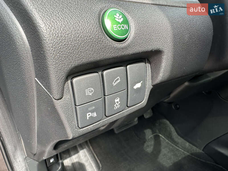 Внедорожник / Кроссовер Honda CR-V 2012 в Ровно