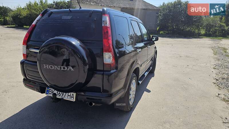 Позашляховик / Кросовер Honda CR-V 2006 в Острозі