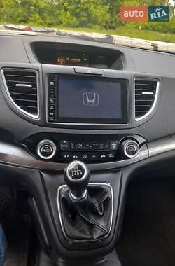Внедорожник / Кроссовер Honda CR-V 2015 в 