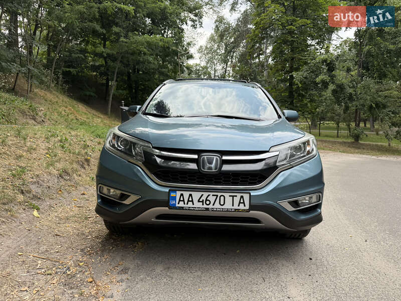 Внедорожник / Кроссовер Honda CR-V 2016 в Киеве
