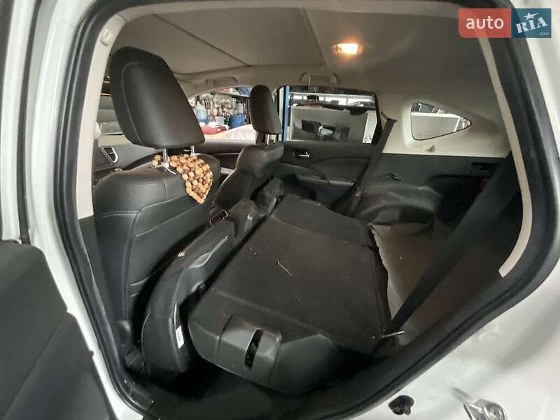 Внедорожник / Кроссовер Honda CR-V 2016 в Бродах