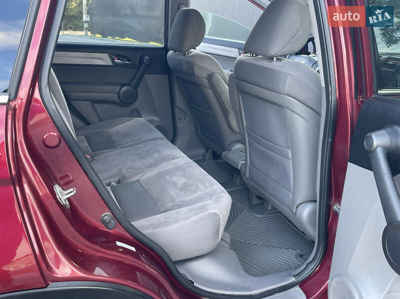 Внедорожник / Кроссовер Honda CR-V 2010 в Меденичах