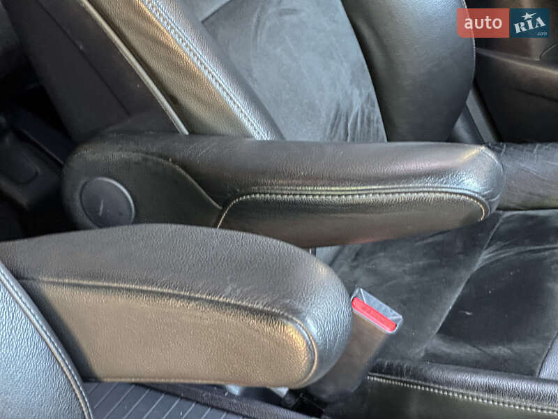 Внедорожник / Кроссовер Honda CR-V 2012 в Бродах