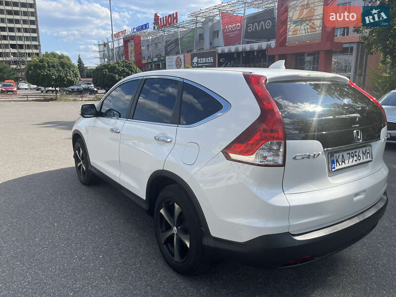 Позашляховик / Кросовер Honda CR-V 2013 в Києві