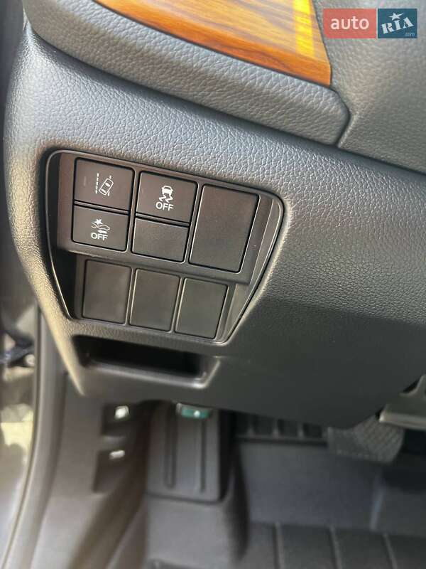 Позашляховик / Кросовер Honda CR-V 2018 в Івано-Франківську