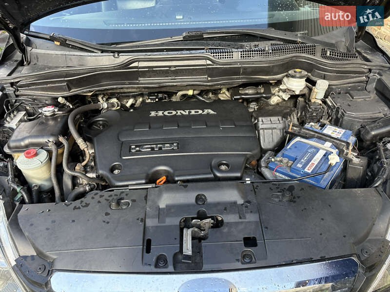 Внедорожник / Кроссовер Honda CR-V 2006 в Хырове