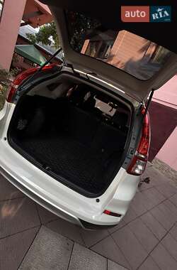 Внедорожник / Кроссовер Honda CR-V 2015 в 