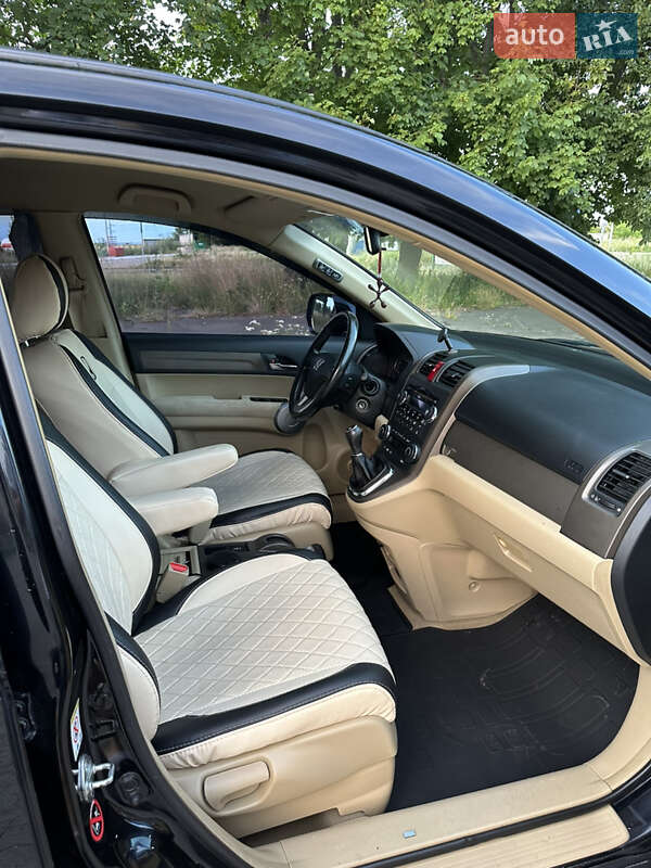 Внедорожник / Кроссовер Honda CR-V 2007 в Нетешине