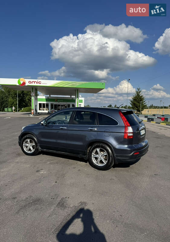 Внедорожник / Кроссовер Honda CR-V 2007 в Дубно