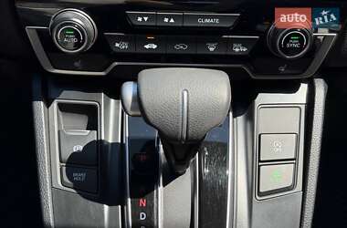 Внедорожник / Кроссовер Honda CR-V 2021 в 