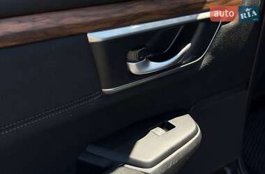 Внедорожник / Кроссовер Honda CR-V 2021 в 