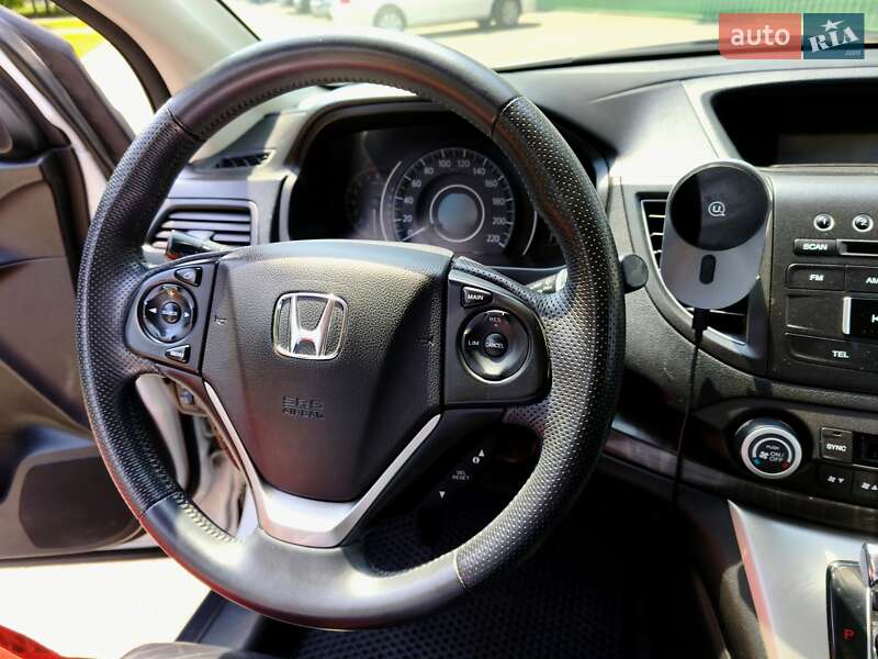 Позашляховик / Кросовер Honda CR-V 2013 в Полтаві