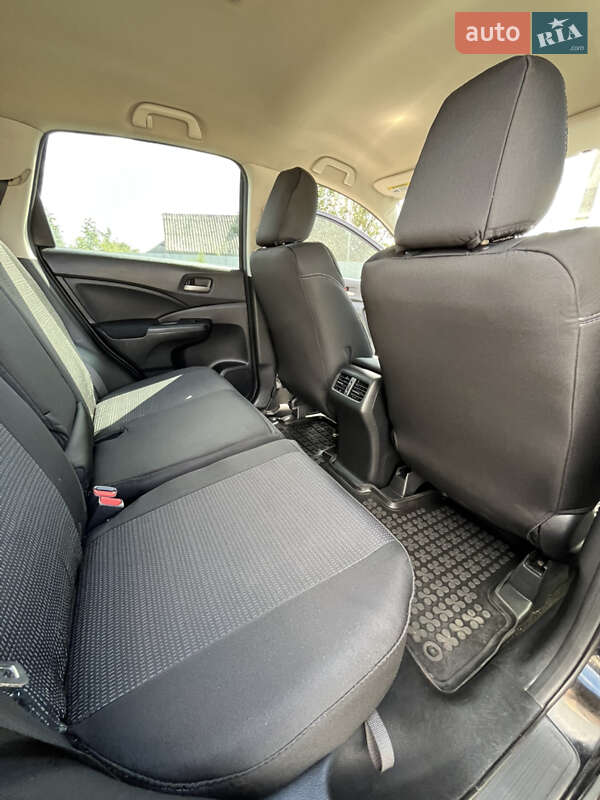 Внедорожник / Кроссовер Honda CR-V 2016 в Чуднове
