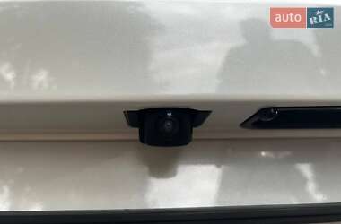 Внедорожник / Кроссовер Honda CR-V 2020 в 