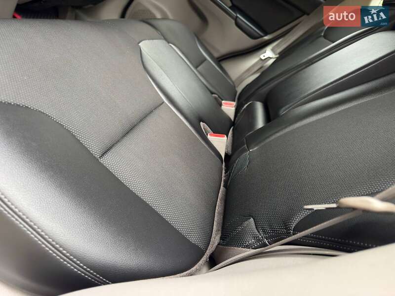 Внедорожник / Кроссовер Honda CR-V 2013 в Ахтырке