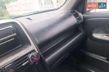 Внедорожник / Кроссовер Honda CR-V 2002 в 