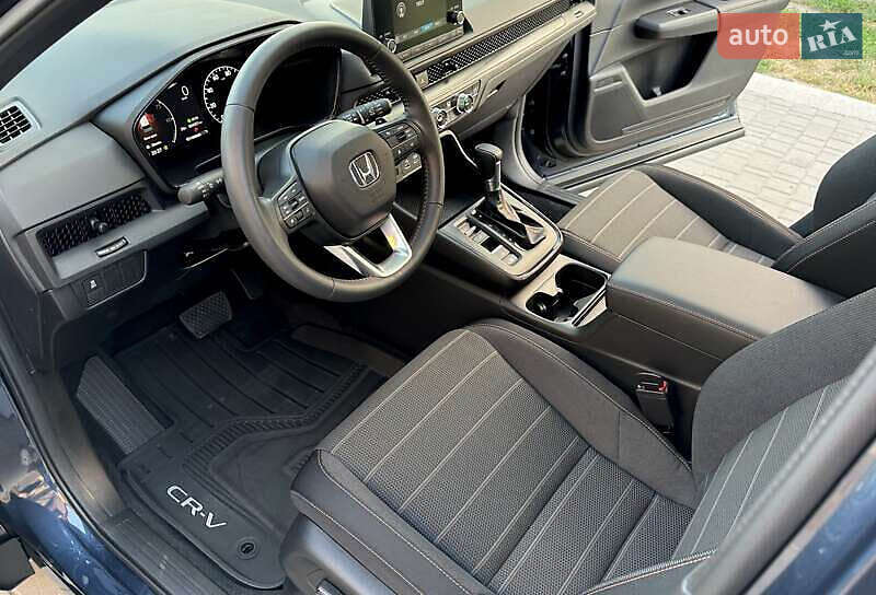 Внедорожник / Кроссовер Honda CR-V 2023 в Киеве