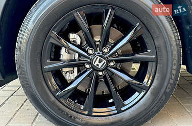 Внедорожник / Кроссовер Honda CR-V 2023 в 