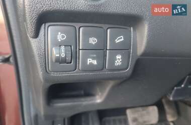 Внедорожник / Кроссовер Honda CR-V 2012 в 