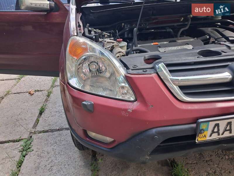 Внедорожник / Кроссовер Honda CR-V 2003 в Киеве