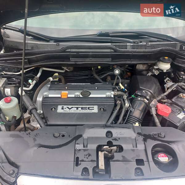 Внедорожник / Кроссовер Honda CR-V 2008 в Киеве