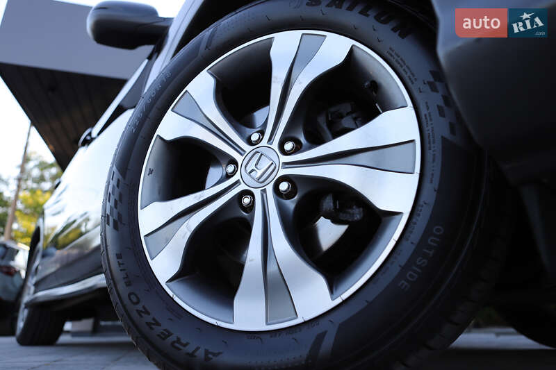 Внедорожник / Кроссовер Honda CR-V 2014 в Дрогобыче