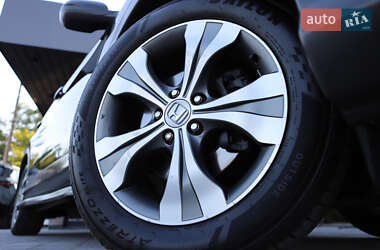 Внедорожник / Кроссовер Honda CR-V 2014 в 