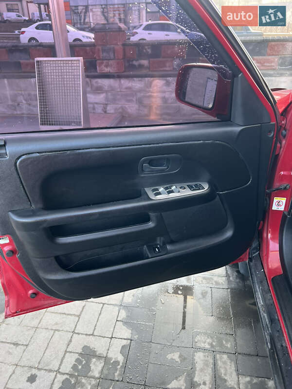 Внедорожник / Кроссовер Honda CR-V 2002 в Ровно