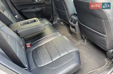 Внедорожник / Кроссовер Honda CR-V 2017 в 